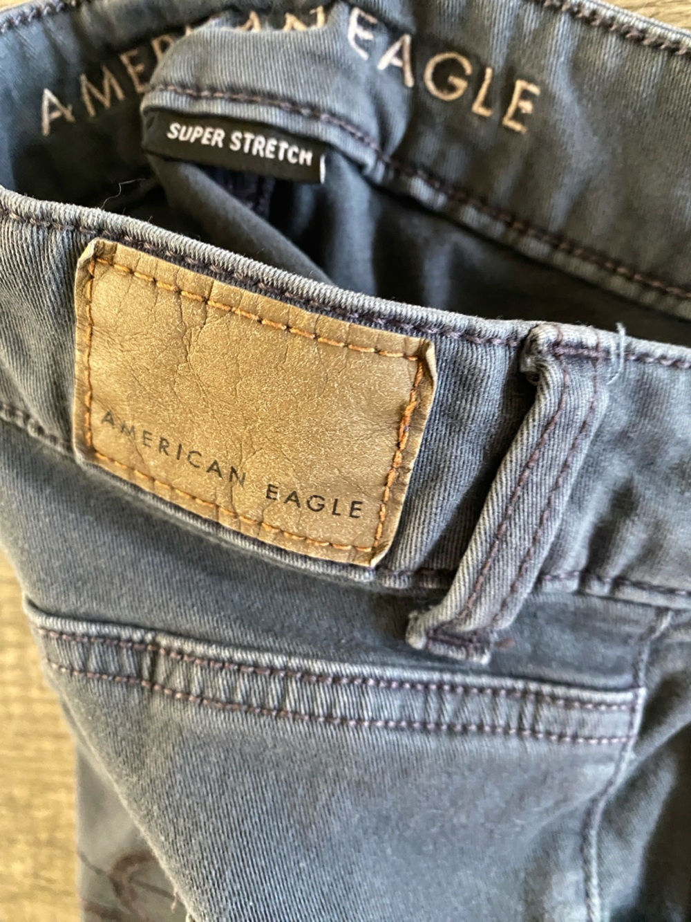 American Eagle Tomgirl Jeans 16